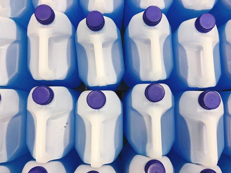 تصویر 1 از مایع ظرفشویی پریل 4 لیتری با حجم بالا و فرمول غلیظ برای شستشوی طولانی